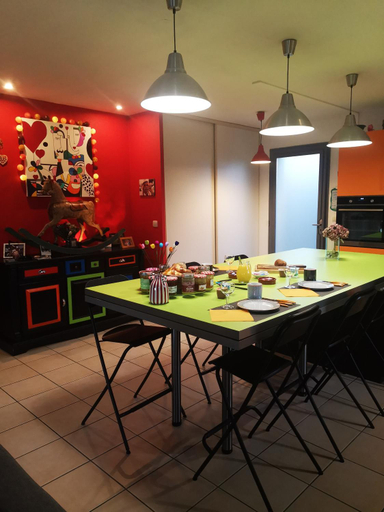Food & Drinks 4, Chambres au grand calme dans maison, Isère