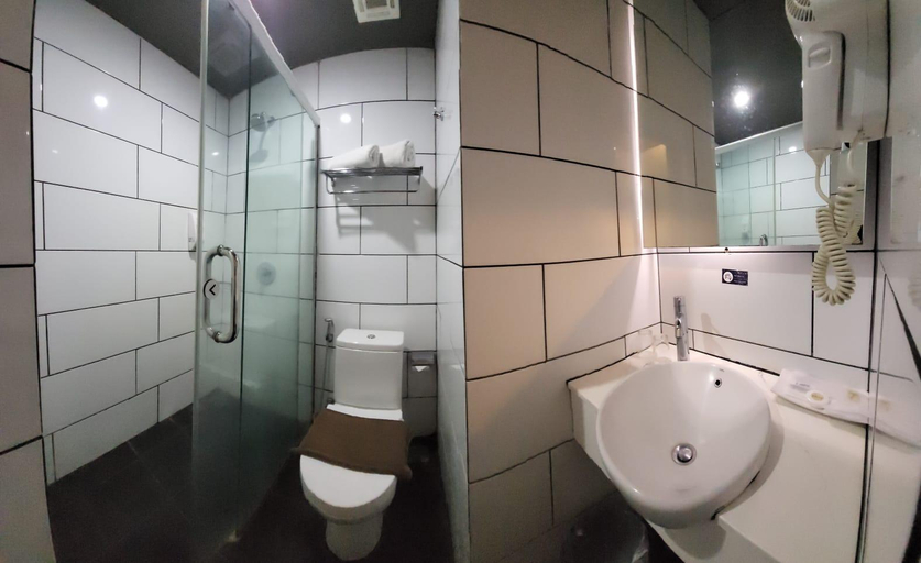 Bathroom 3