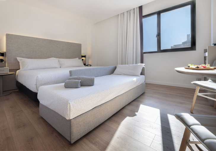 Bedroom 3, INNSiDE by Melia Valencia Oceanic, Valencia