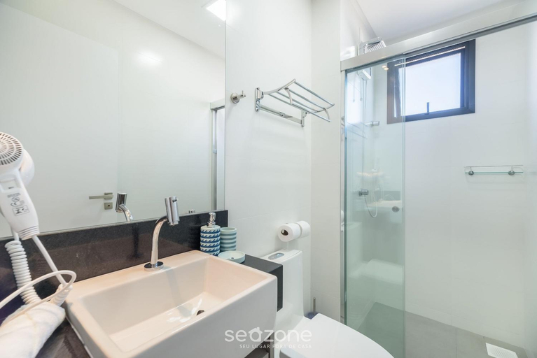 Bathroom 4, MHF II - Apts Variados em Predio com Vista para o Mar em Itapema, Itapema