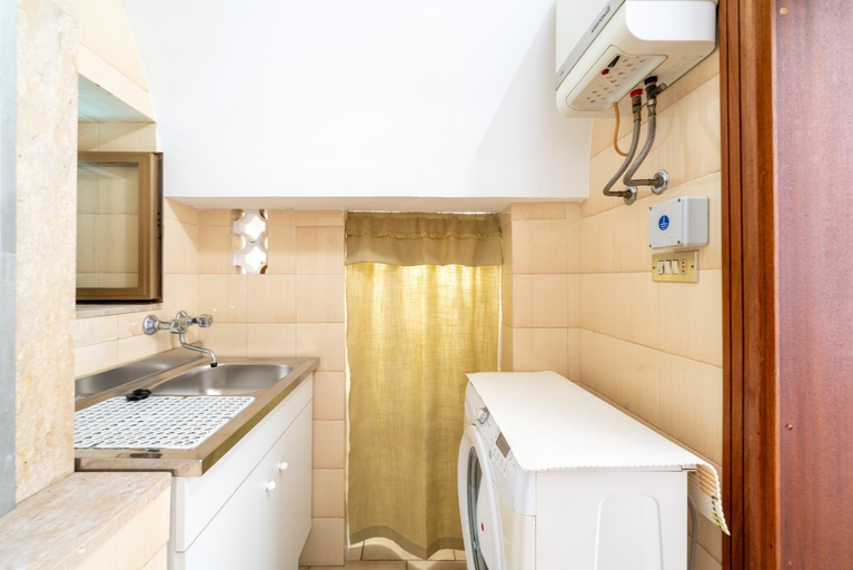 Others 4, Dimora del Sole by Rentbeat, Brindisi