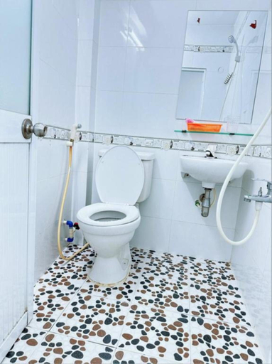 Bathroom 3