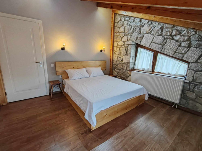 Bedroom 3, Vila Nikol, Korçës