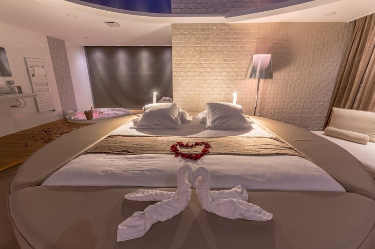 Bedroom 3, Oz'inn Hotel & Spa, Hérault