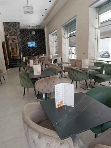 Food & Drinks, Town Rooms, Kénitra