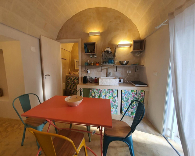 Room 5, Trullo Oscar, Brindisi