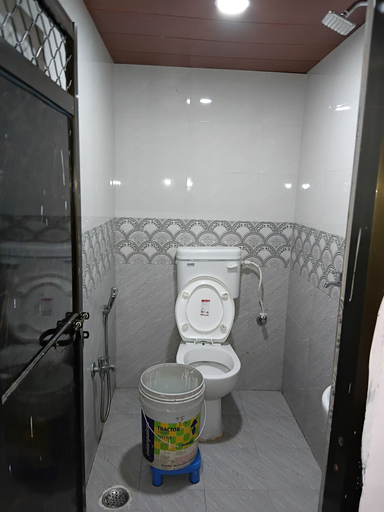 Bathroom 5, Shristi Home Stay, Varanasi