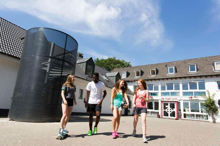 Others 4, Jugendherberge Kleve, Kleve