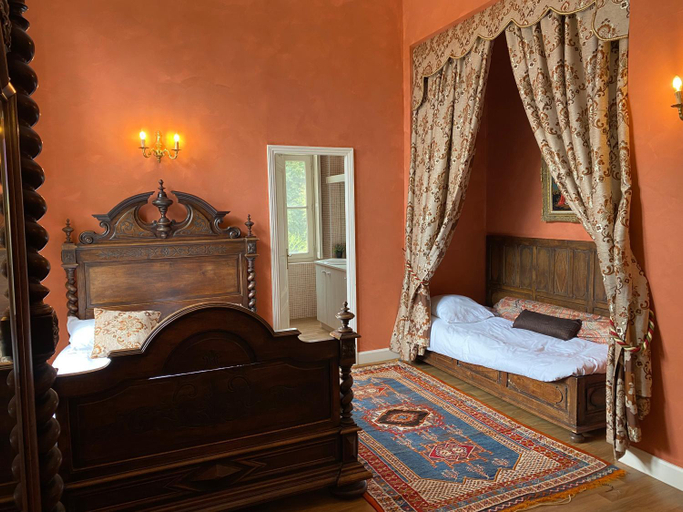 Others 2, Chateau Borgeat de Lagrange - privatisation, Gironde
