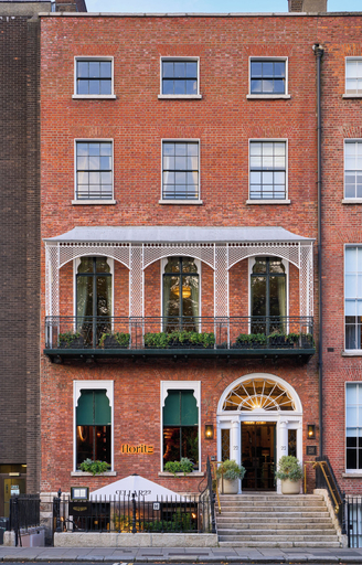Exterior & Views 2, Townhouse on the Green, Dublin