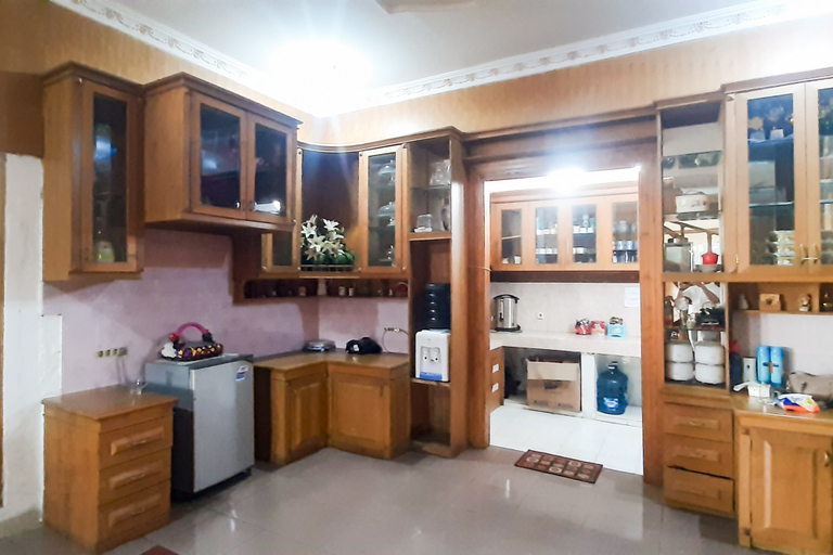 Others 5, Urbanview Homestay Cendrawasih By RedDoorz, Lahat