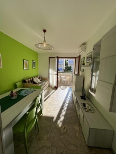 Others 4, Flat with parking space next to the sea, Venezia