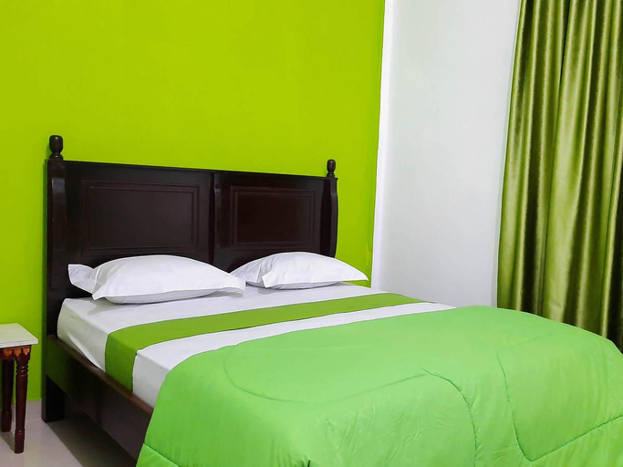 Bedroom, Hotel berkah Atrama Syariah RedPartner, Kerinci