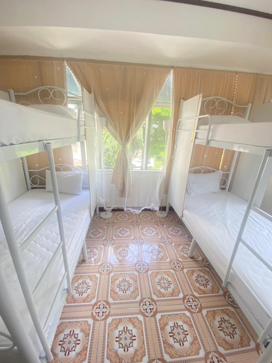 Bedroom 12