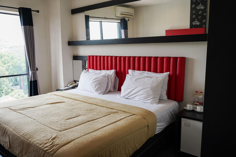 Bedroom 9