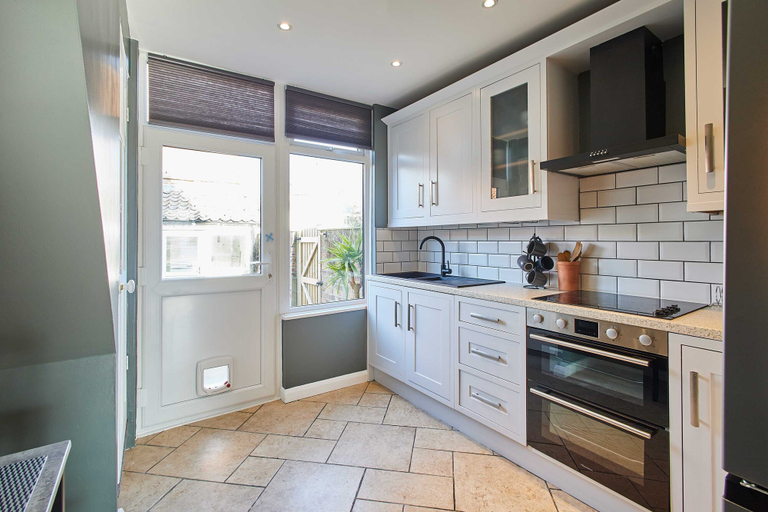 Room 4, Host Stay Wellington Street, North Yorkshire