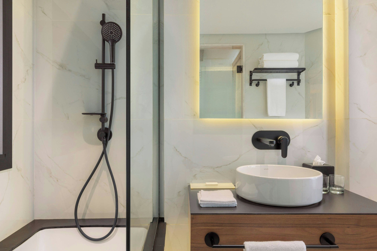 Bathroom 26