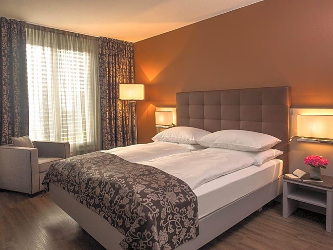 Bedroom 3, Hotel Belvedere Locarno, Locarno