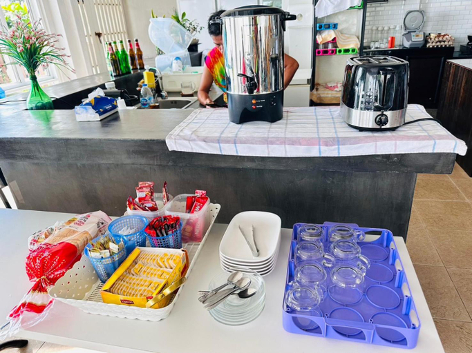 Food & Drinks 5, Cozy Khanom, Khanom