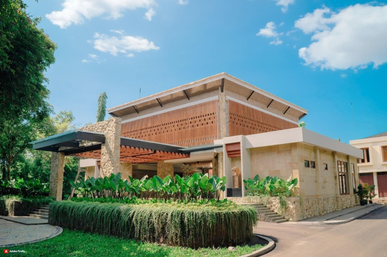 Exterior 5