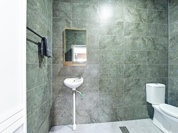 Bathroom, Padi Hotel Alor Setar (Self Check In), Kota Setar