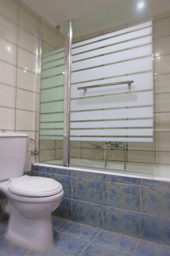 Bathroom 4, Hotel Alexander the Great, Ionian Islands