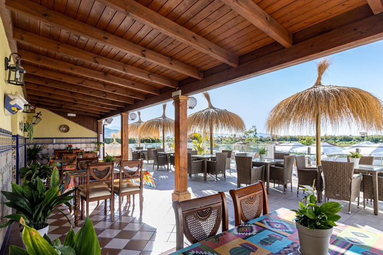 Food & Drinks 4, Apartamentos Avenida Tropical by Bossh! Apartments, Granada