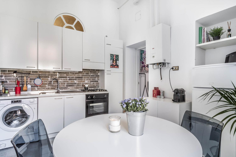 Others 2, Art apartment Cadorna area 3 persons, Milano