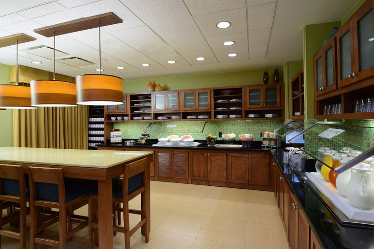 Food & Drinks 5, Hyatt Place Dallas/Las Colinas, Irving
