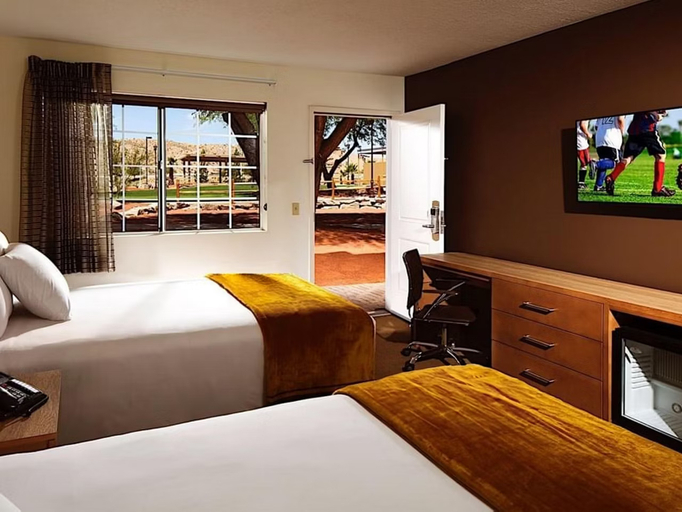 Holiday Inn Resort MESQUITE - Tap to explore photos