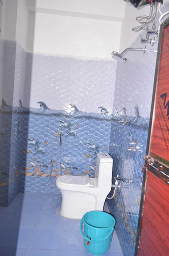 Bathroom, Hotel Ambika & Restaurant By GRB, Kangra