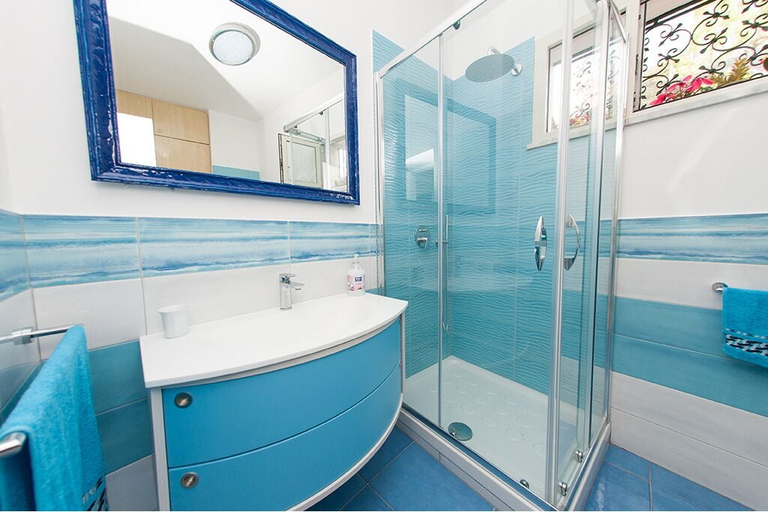 Bathroom, Villa Lo Smeraldo Ravello Luxury Home, Salerno