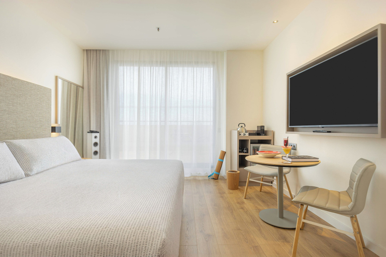 Bedroom 3, INNSiDE by Melia Valencia Oceanic, Valencia