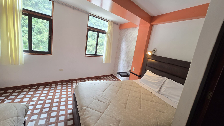 Others 5, ANTURIOS HOUSE, Urubamba