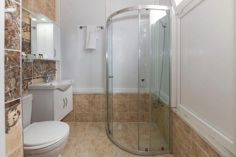 Bathroom 5, Avrupa Palace Hotel, Avcılar