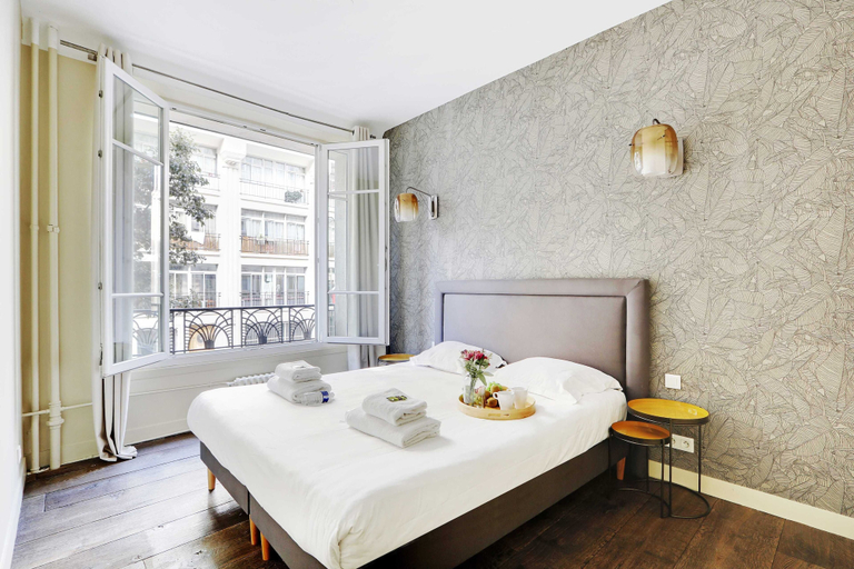 Bedroom 5, Appartement Beaubourg, Paris