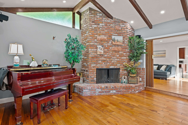 Room 3, Luxury Estate With Sparkling Pool Elegant Amenities, Los Angeles