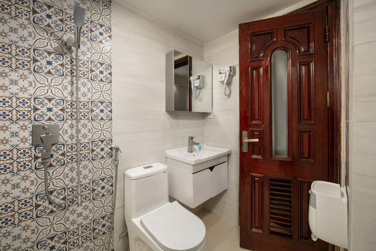 Bathroom 4, Little Diamond Hotel 2, Hoàn Kiếm