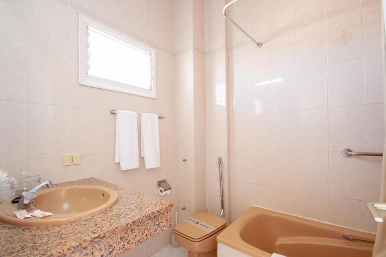 Bathroom 5, Apartamentos La Carabela, Santa Cruz de Tenerife