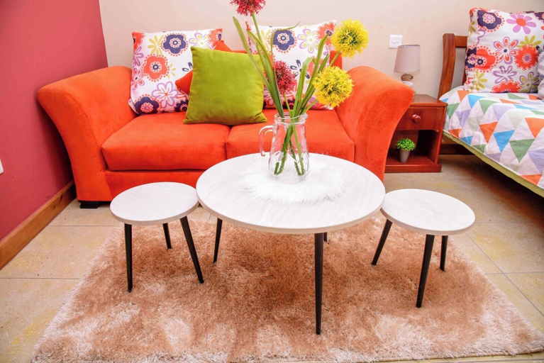 Others 5, Studio Apartment Nairobi West, Langata