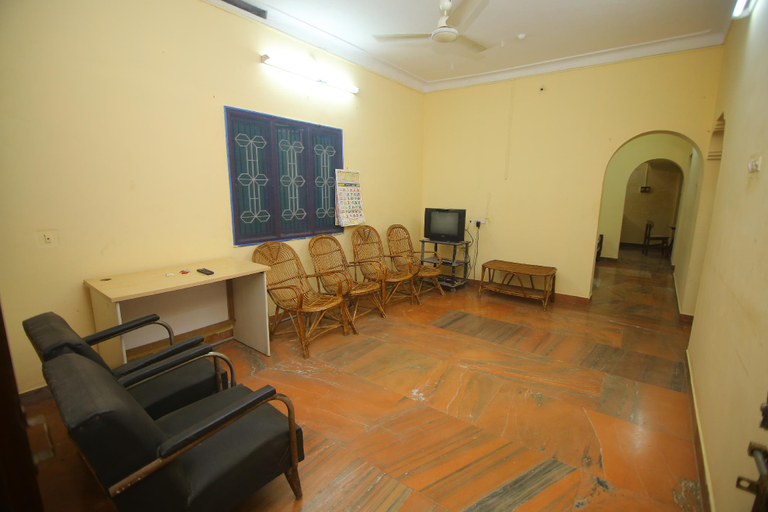 Others 5, Panner Bhavan,Courtallam, Tirunelveli