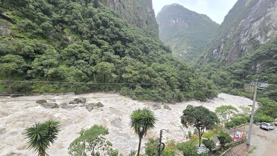 Others 3, ANTURIOS HOUSE, Urubamba