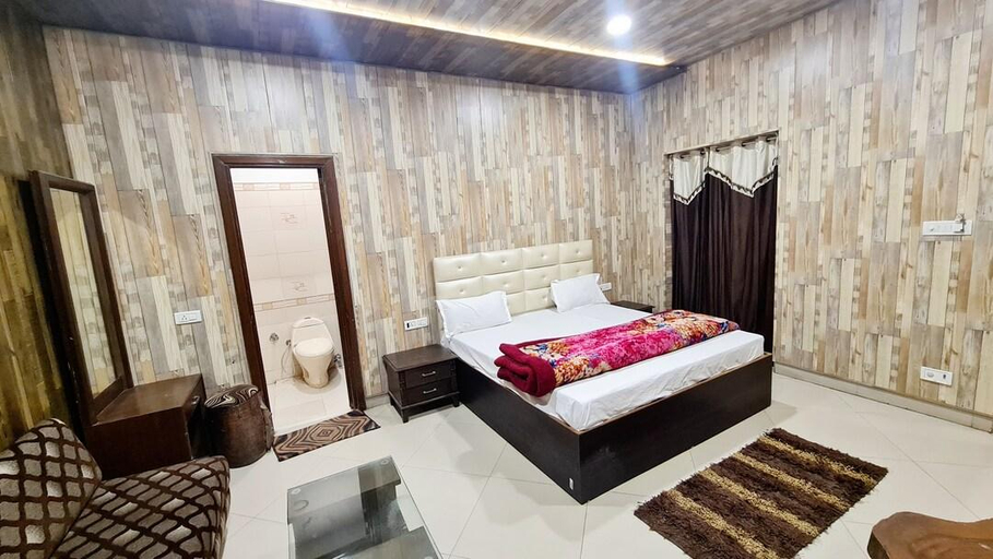 Bedroom 2, Hotel Amritsar Inn, Amritsar