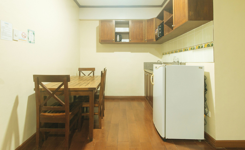 Dining Room 14
