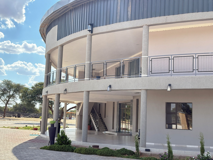 Exterior & Views, Dikukama Executive Hotel, Tshabong