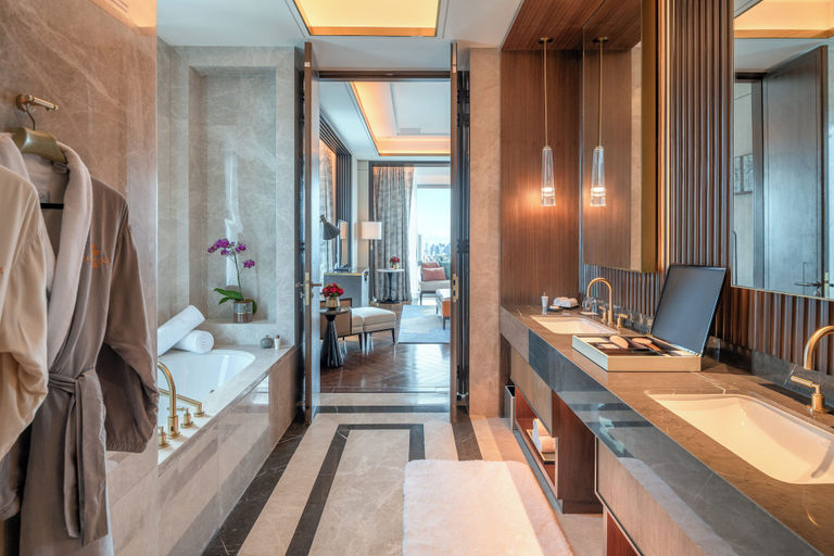 Bathroom 5, Solaire Resort Quezon City – Previously known as Solaire Resort North, Quezon City