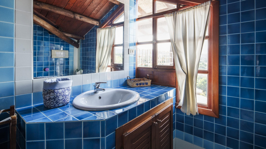 Bathroom 5, Romantic Roof in Olbia, Olbia-Tempio