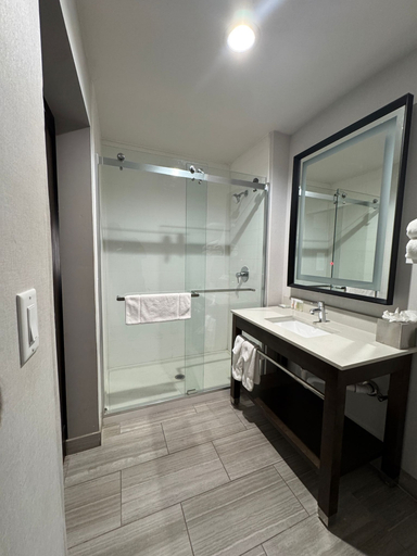 Bathroom 4, Surface Boutique Hotel, Will Rogers Airport, Fairgrounds, Restaurant & Bar, Oklahoma