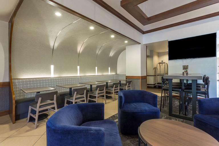 Food & Drinks 5, Hyatt Place Phoenix -North, Maricopa
