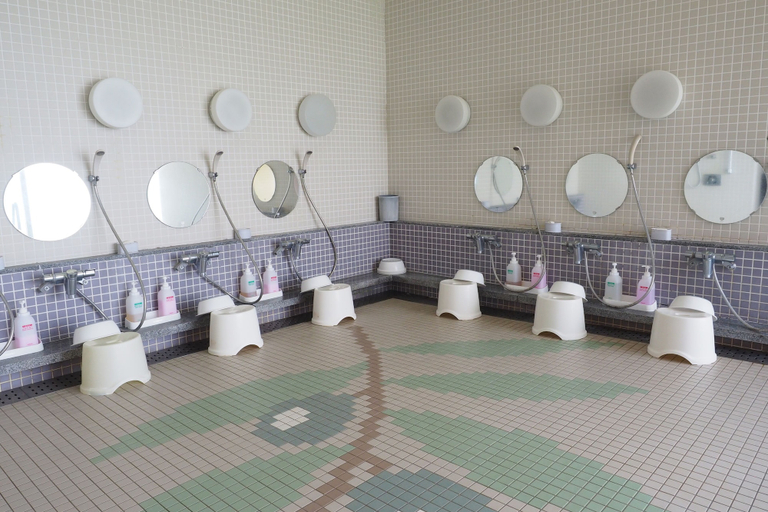 Bathroom 3, Kokumin Shukusya Shodoshima, Shōdoshima